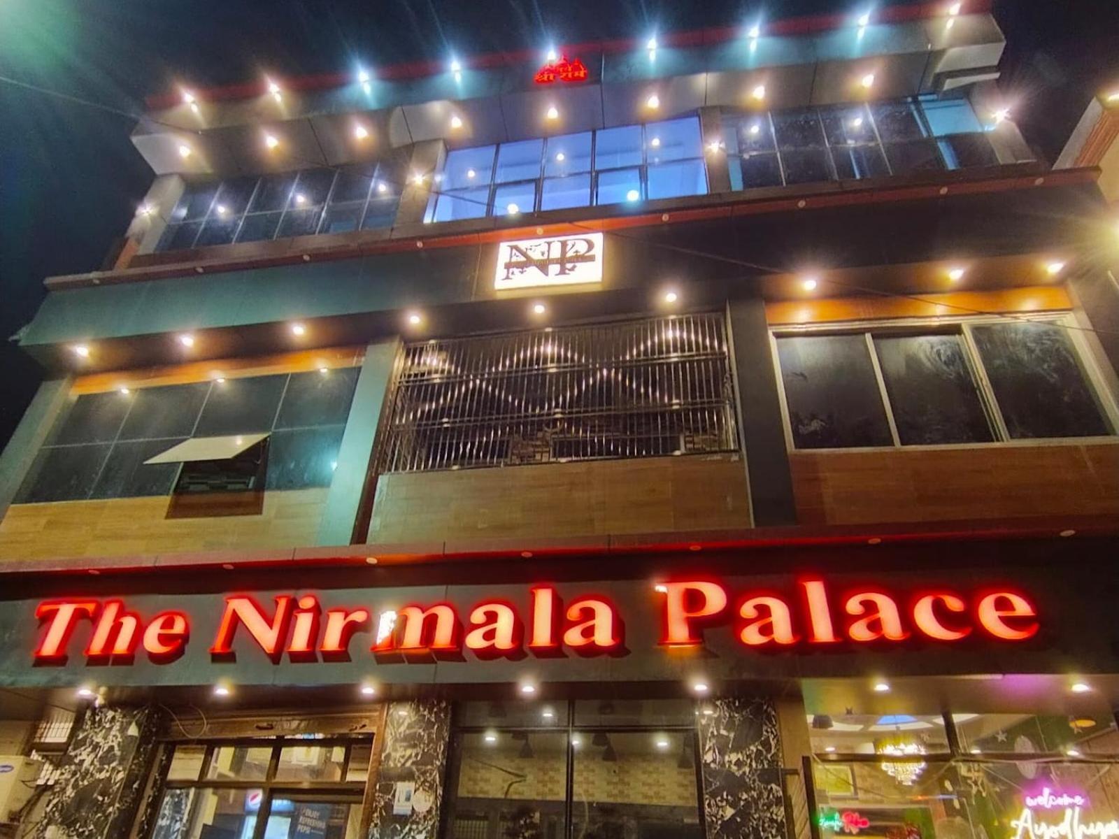 Ayodhya The Nirmala Palace酒店 外观 照片